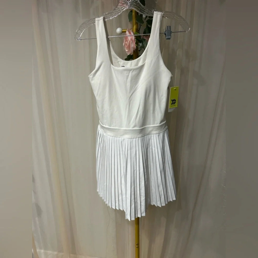 All In Motion White Pleated Tennis Dress — Size S NWT Built-In Shorts - Picture 3 of 6